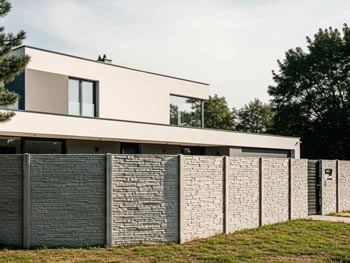 impregnácia betónového plotu ochráni pred výkvetmi, machom a poveternostnými vplyvmi