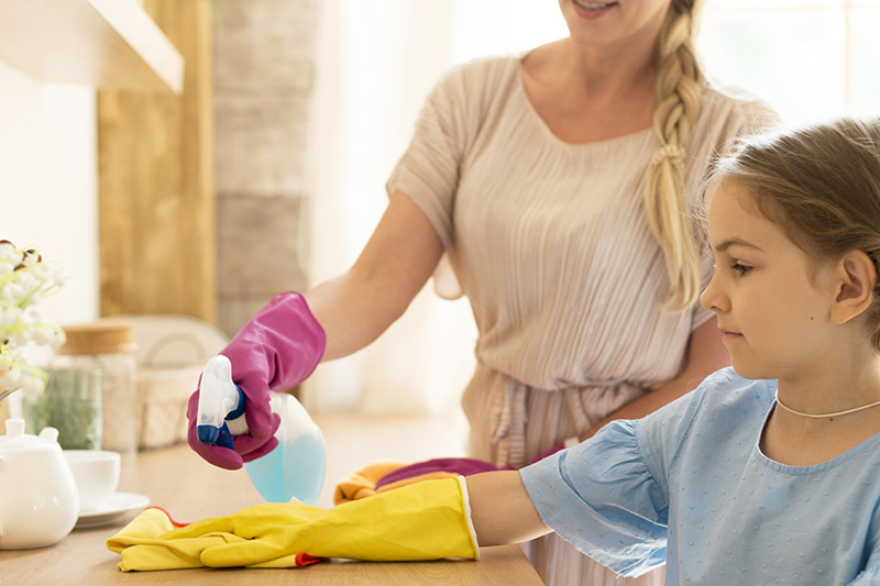 TIP #27 Čistenie s deťmi: bezpečné a zábavné metódy s použitím bieleho octu