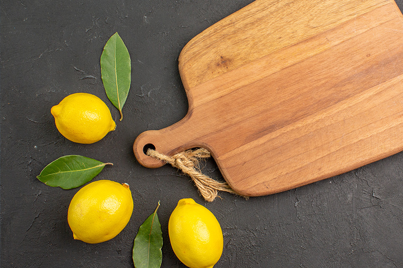 TIP #12: Ako čistiť drevenú kuchynskú dosku na krájanie