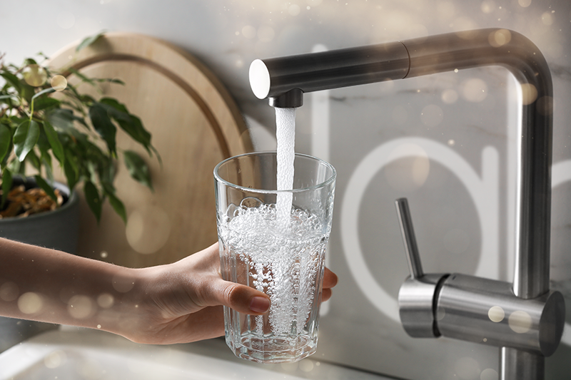 Tvrdá vs. měkká voda: Jak poznat rozdíl a proč na ní záleží