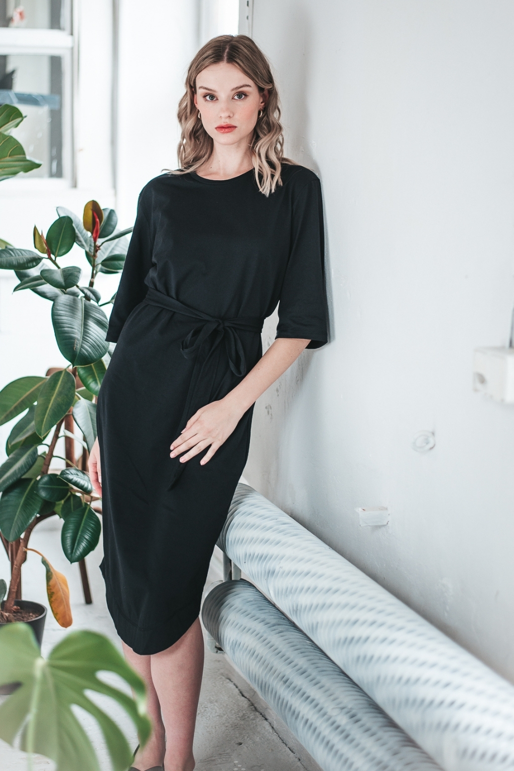 Levně Černé minimalistické šaty TUNIQ – nanoSPACE by LADA Velikost: XL