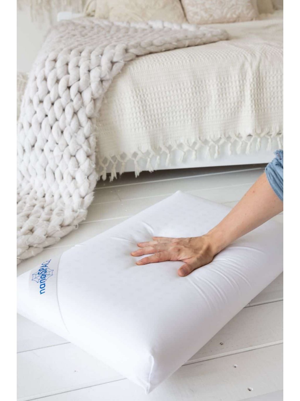 Molecule 2-Pack Gel Memory Foam Pillow Set, White, Standard