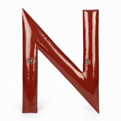 Smaltované písmeno "N"