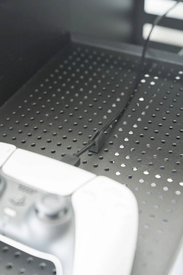 Organizér na herní konzole Tower 2110, černý YAMAZAKI