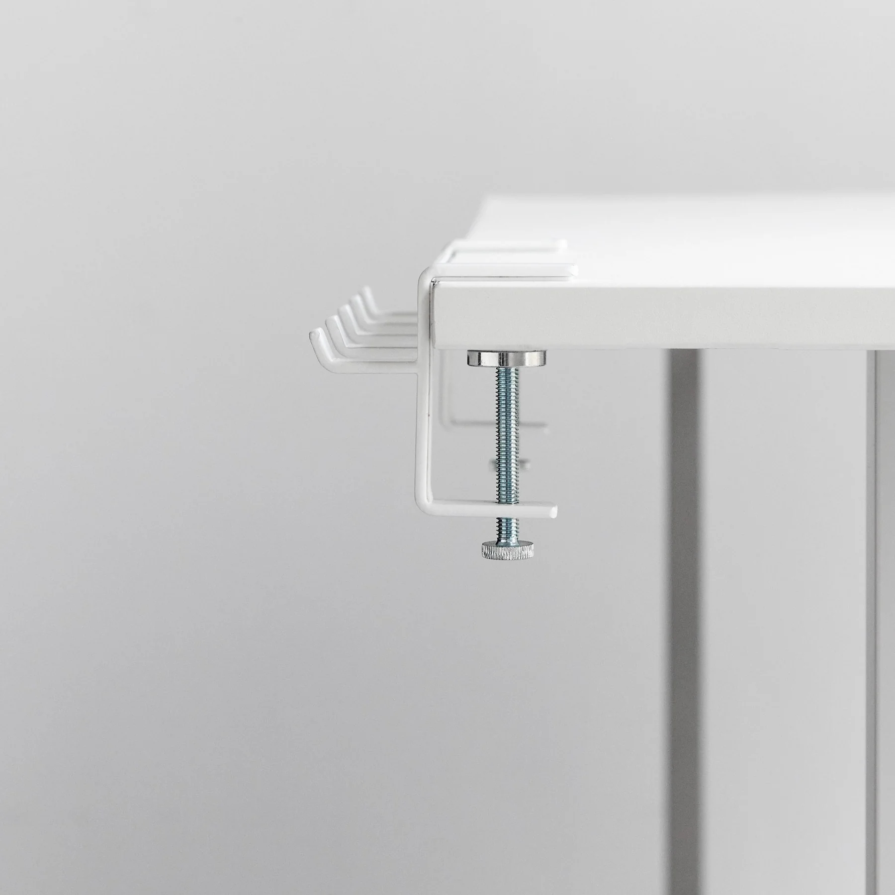 Háčky ke stolu Tower 1576, bílé YAMAZAKI