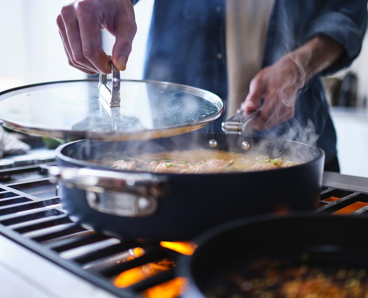 Pánev s pokličkou Space 45044, 28cm, nepřilnavá keramika, skládací madlo
