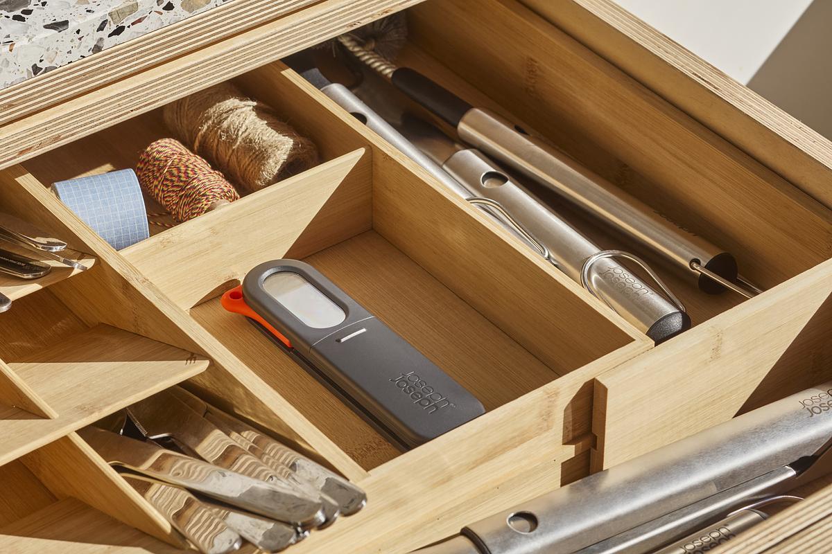 Digitální teploměr ThermaPoint 1000036 JOSEPH JOSEPH