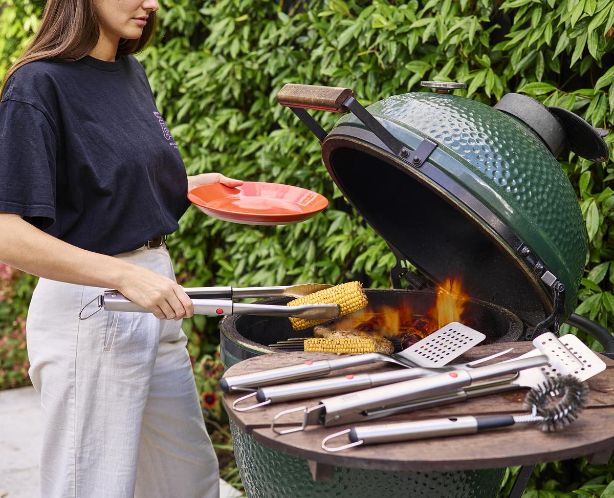 2-dílná BBQ sada GrillOut 2000003 JOSEPH JOSEPH