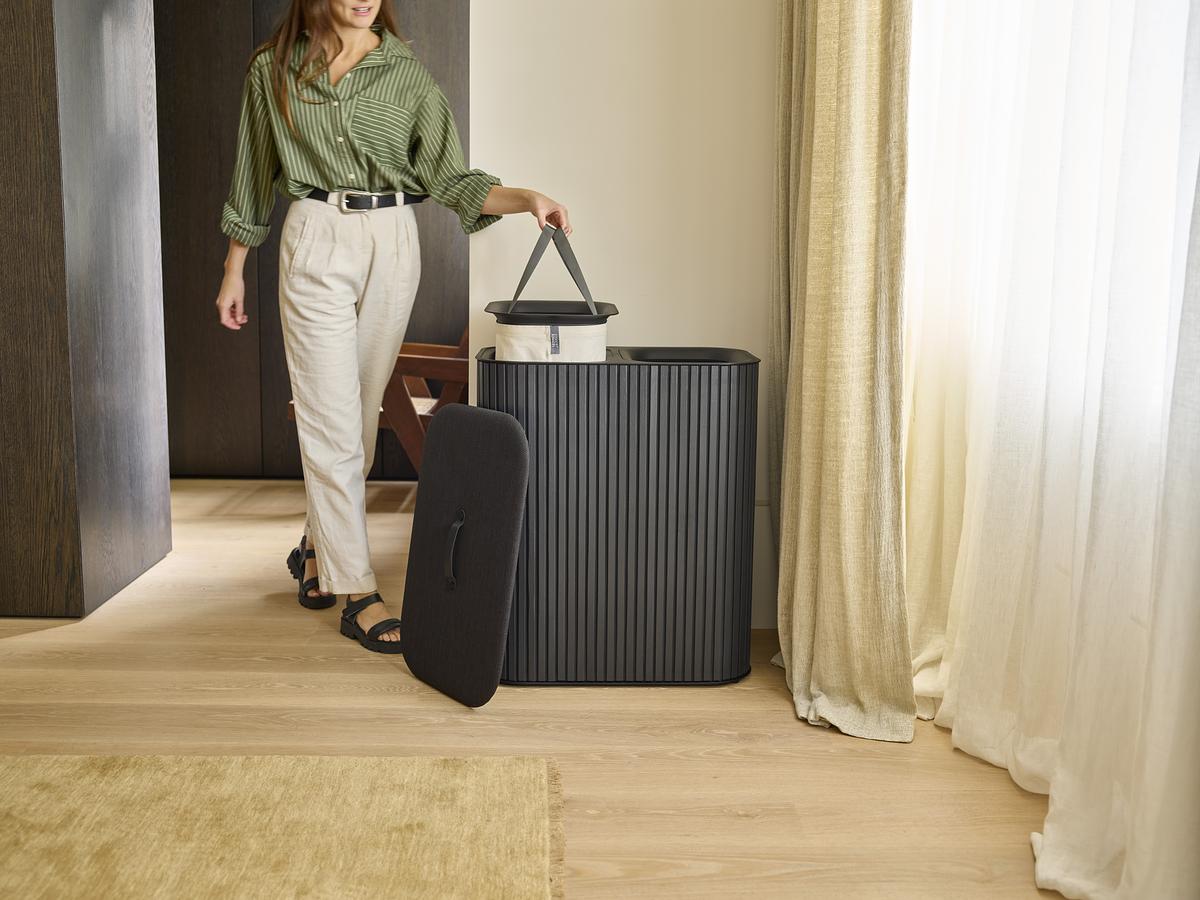 Koš na prádlo Tota Luxe 5000005, bambus/90l, černý JOSEPH JOSEPH