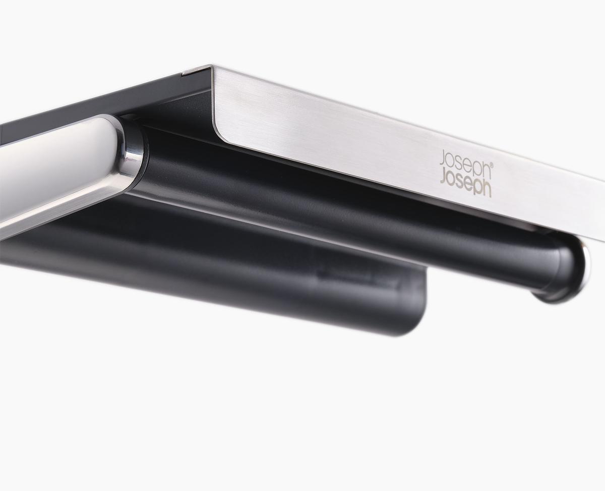 Držák papírových utěrek pod skříňky RollGrip 8500004 JOSEPH JOSEPH