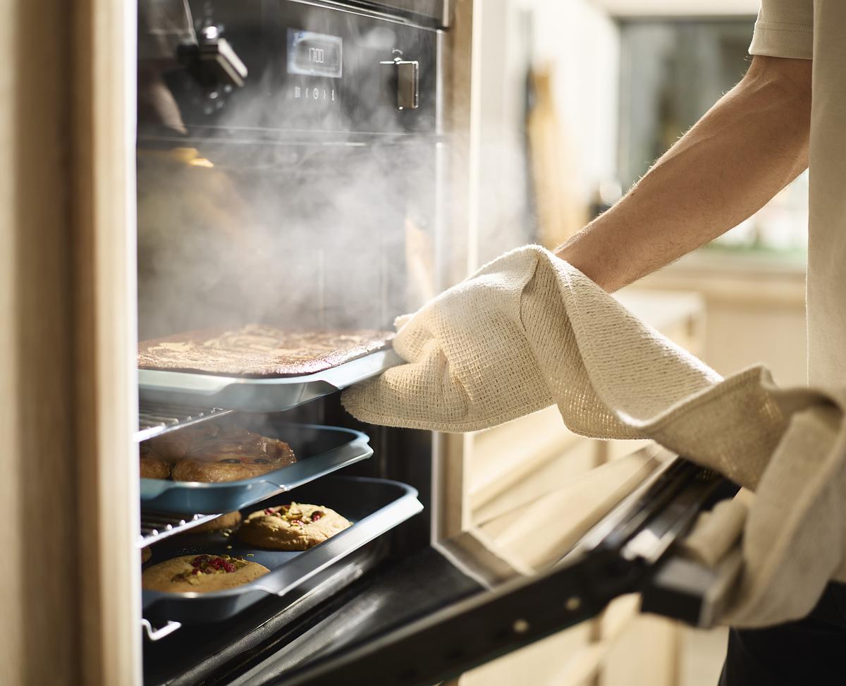 Stohovatelný pečící plech Nest™ Bake 45066, střední