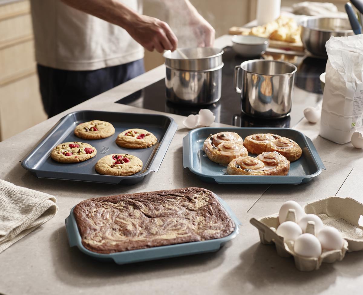 Stohovatelný pečící plech Nest™ Bake 45067, malý