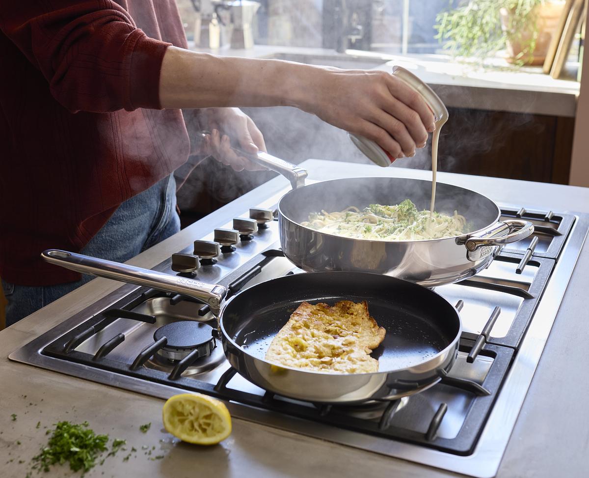 Sada pánví Space Steel Non-Stick1000019, 2ks, nerez/nepřilnavá keramika, skládací madla
