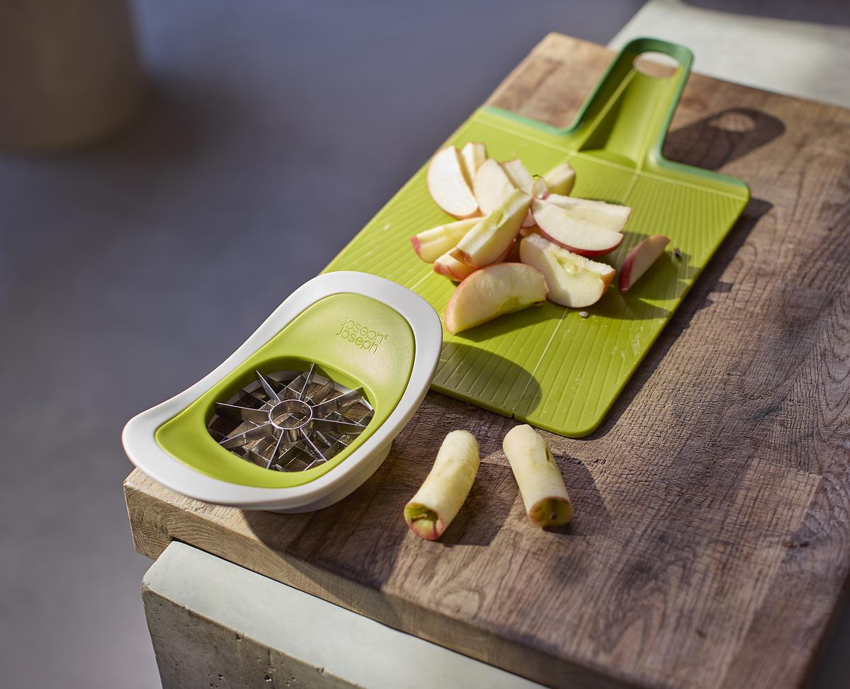Kráječ ovoce a zeleniny JOSEPH JOSEPH Nest™ Press 1000065