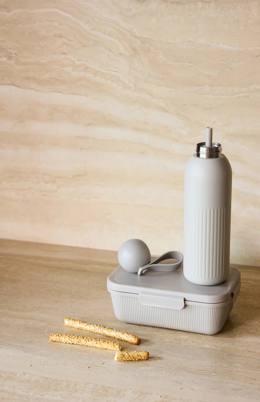 Lunchbox Tina 5018756. 1100ml, plast, Beige Pantone Warm gray 3C