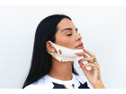 Double Chin Up patch - Mesačná kúra 4 Balenia (16ks Kórejských hydrogelových náplastí na redukciu tukových buniek v oblasti brady a krku)