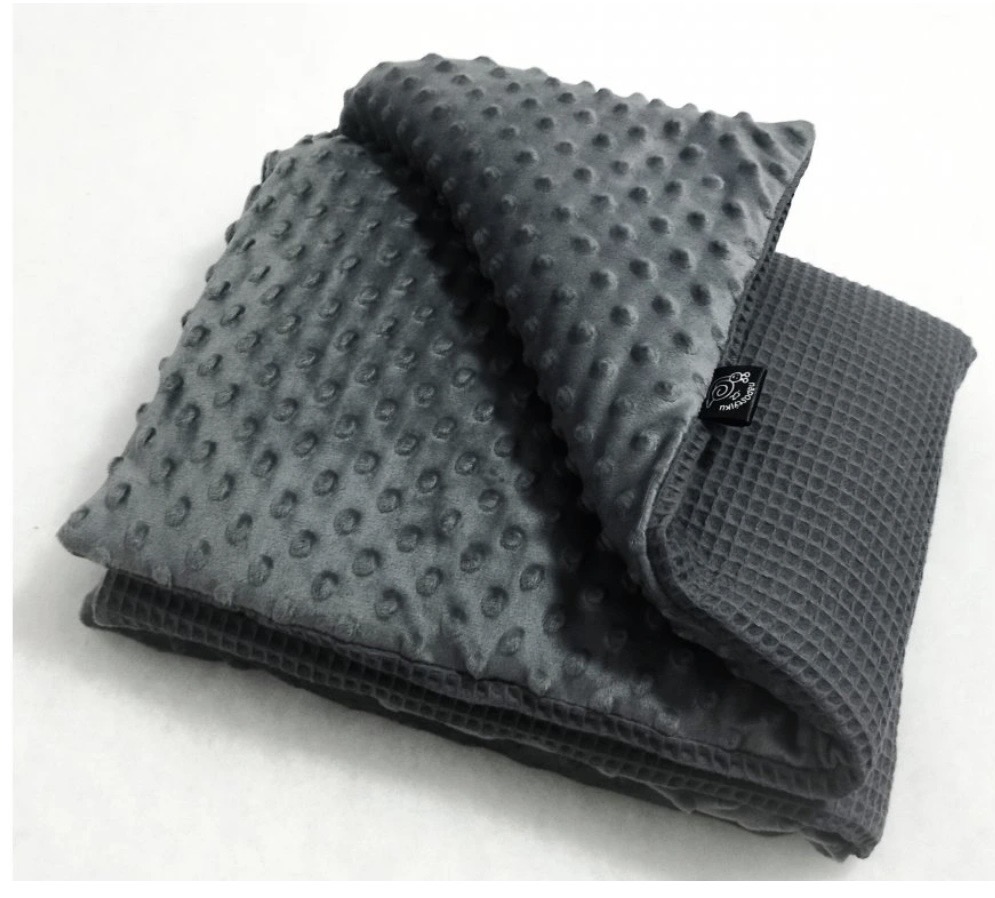 Deky do kočárku: Jak vybrat tu nejlepší pro každé roční období