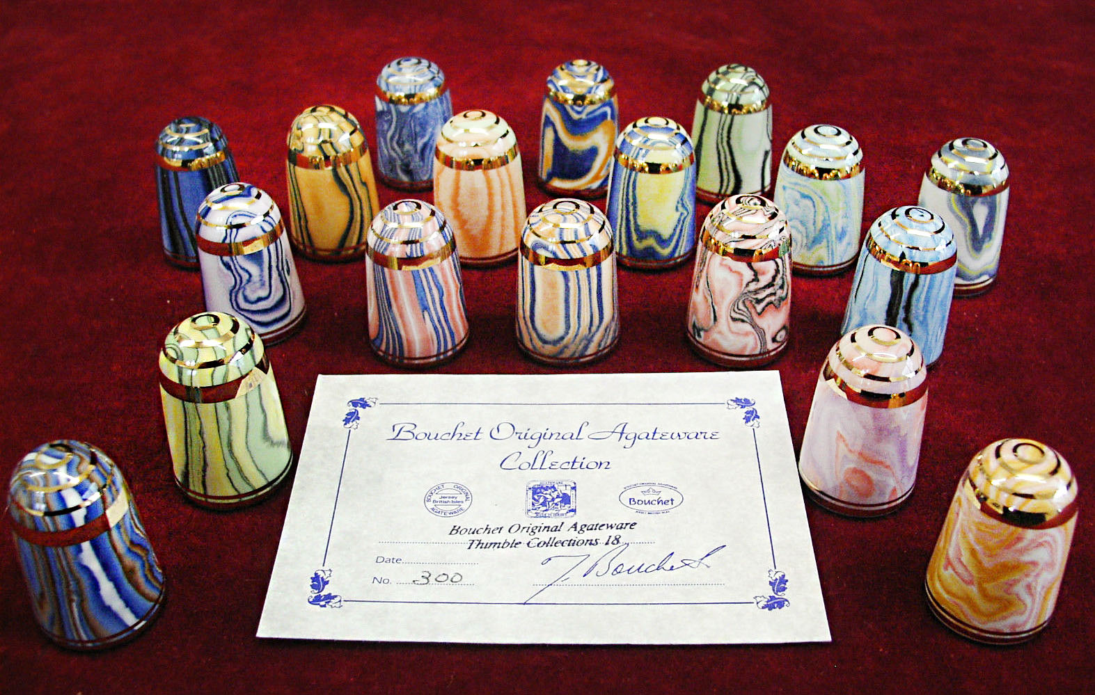 Náprstky Bouchet "Agateware"