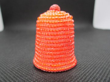 Sběratelský náprstek - 3D s lososovými korálky, podšitý, ruční výroba