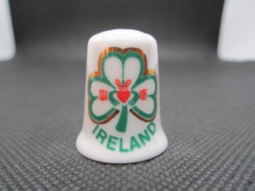 Sběratelský náprstek - Irsko - symbol trojlístek, se srdcem