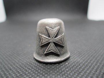 Sběratelský náprstek - 3D cínový - Malta, s Maltézským křížem