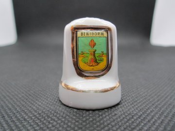 Sběratelský náprstek - 3D Španělsko - Benidorm, znak