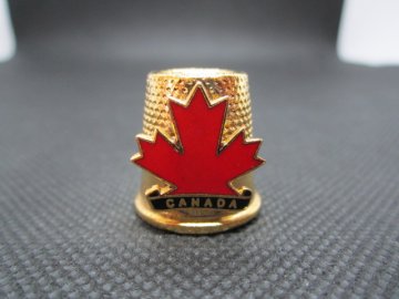 Sběratelský náprstek - 3D Kanada - symbol javorový list, žlutý kov