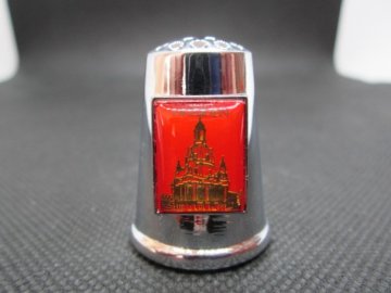 Sběratelský náprstek - 3D Německo - Drážďany, bílý kov