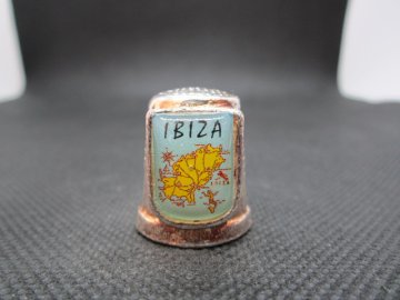 Sběratelský náprstek - 3D Španělsko - Ibiza, mapa, bílý kov