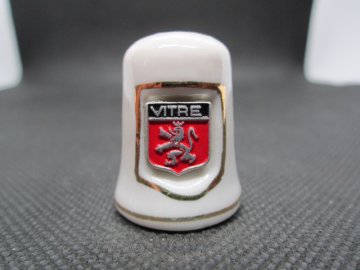 Sběratelský náprstek - 3D Francie - Vitré, znak