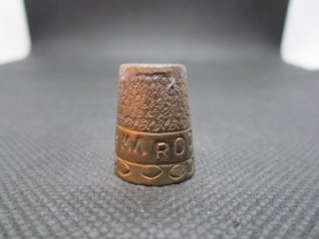 Sběratelský náprstek - Afrika - Maroko, Fés, tepaný, ruční výroba, mosazný, v.1,9cm