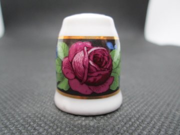 Sběratelský náprstek - R&Š PORCELÁN Březová - Bordó růže, blatouch a pomněnky, autor Roman Široký