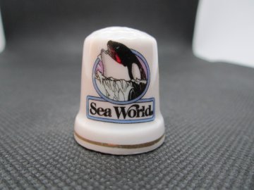 Sběratelský náprstek - USA, Sea World, s kosatkou