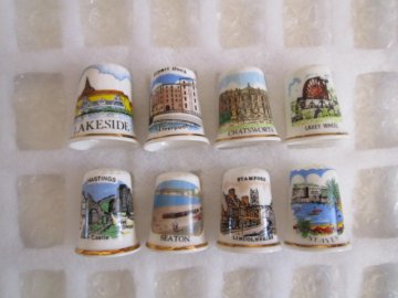 Sběratelský náprstek - Sada 8 ks - Velká Británie - města a místa 3, dodáváno bez zásobníku