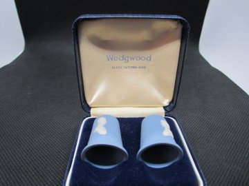 Sběratelský náprstek - Sada 2 ks - 3D Wedgwood Jasperware - Princezna Diana a Princ Charles, s originál krabičkou