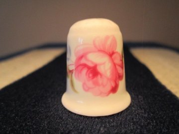 Sběratelský náprstek - TCC Coalport England - Schrewsbury