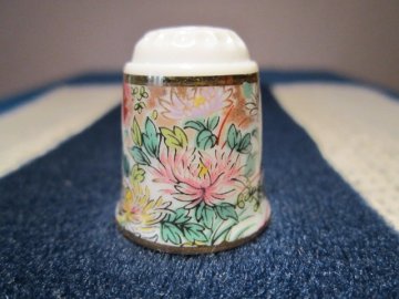 Sběratelský náprstek - TCC Kohzan Japan - Lotus