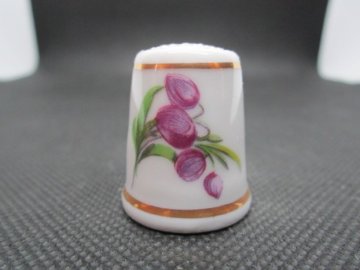 Sběratelský náprstek - Český porcelán Dubí - fialový květ