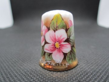 Sběratelský náprstek - Kanada - Provincie Nova Scotia (Nové Skotsko), s květem