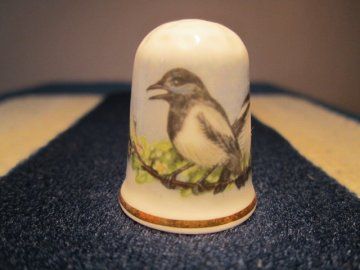 Sběratelský náprstek - Oakley England - Straky