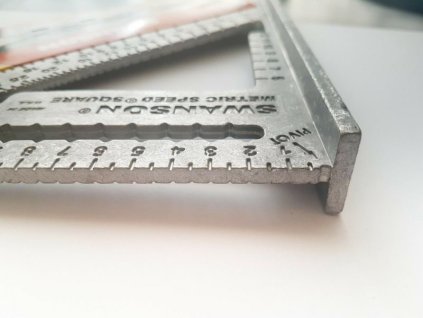 6494 1 swanson speed square metricky tesarsky uhelnik
