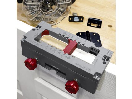 Milescraft | HingeJigPLUS™ – šablona na panty, zámky a protiplechy dveří i rámu