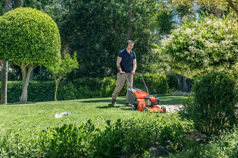 Technika Husqvarna pro zahradu