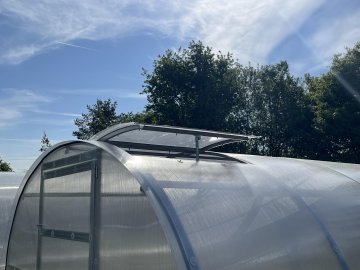 střešní okno pro obloukový skleník LANITPLAST KYKLOP2 s PC 8 mm LG4499