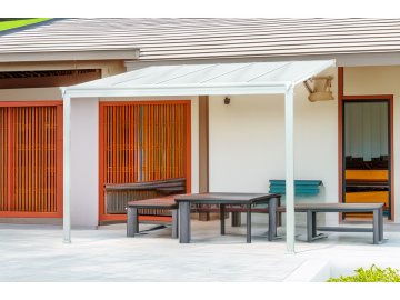 hliníková pergola LANITPLAST WALL 33 bílá + opál PC