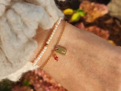 Náramek z malých sladkovodních perel