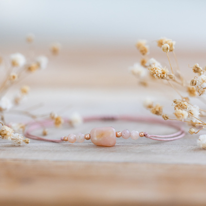 naramek z prirodnich mineralu ruzovy opal