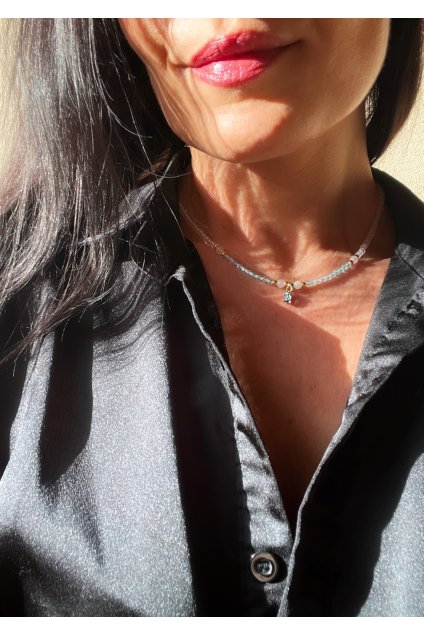 Dámský náhrdelník z minerálů - Topaz, Křišťál 3 mm, Měsíční kámen 4 mm, Modrý zirkon/ kratší