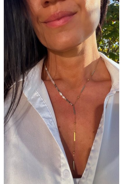 Dámský náhrdelník  z minerálů - Smaragd 2 mm,Sluneční kámen, Křišťál, 3 mm,  Říční perla, 5-7mm, zlatý řetízek ocel