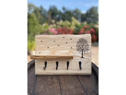 Věšák na klíče s poličkou (strom)